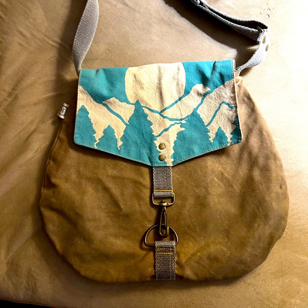 Canvas purse